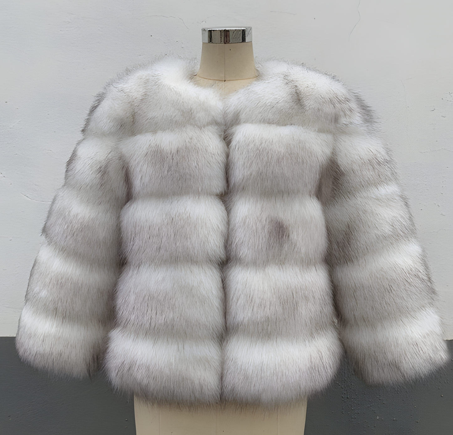 LUNEVA™ - Faux Pelzjacke