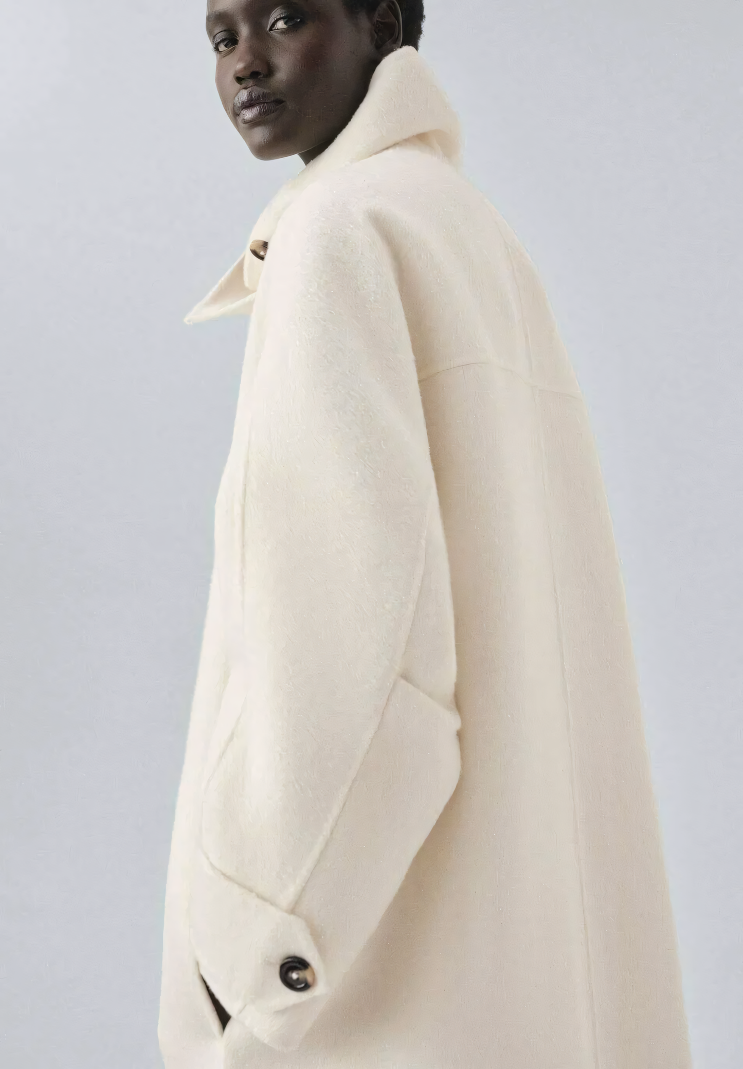 Luneva™ - Souffle du Vent Mantel