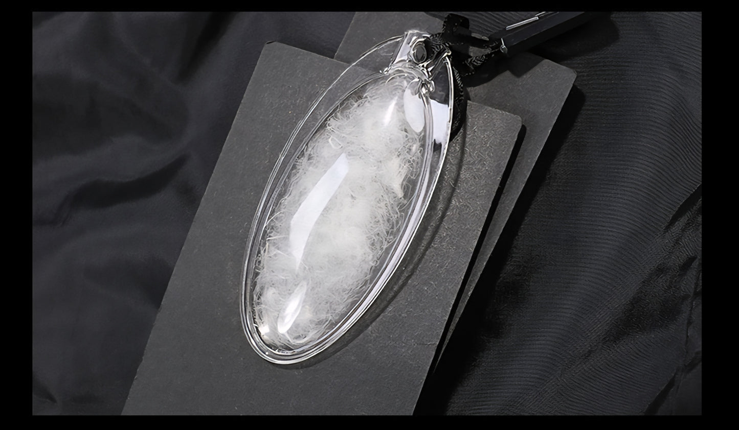 Luneva™ - Le Blouson Brillant Noir