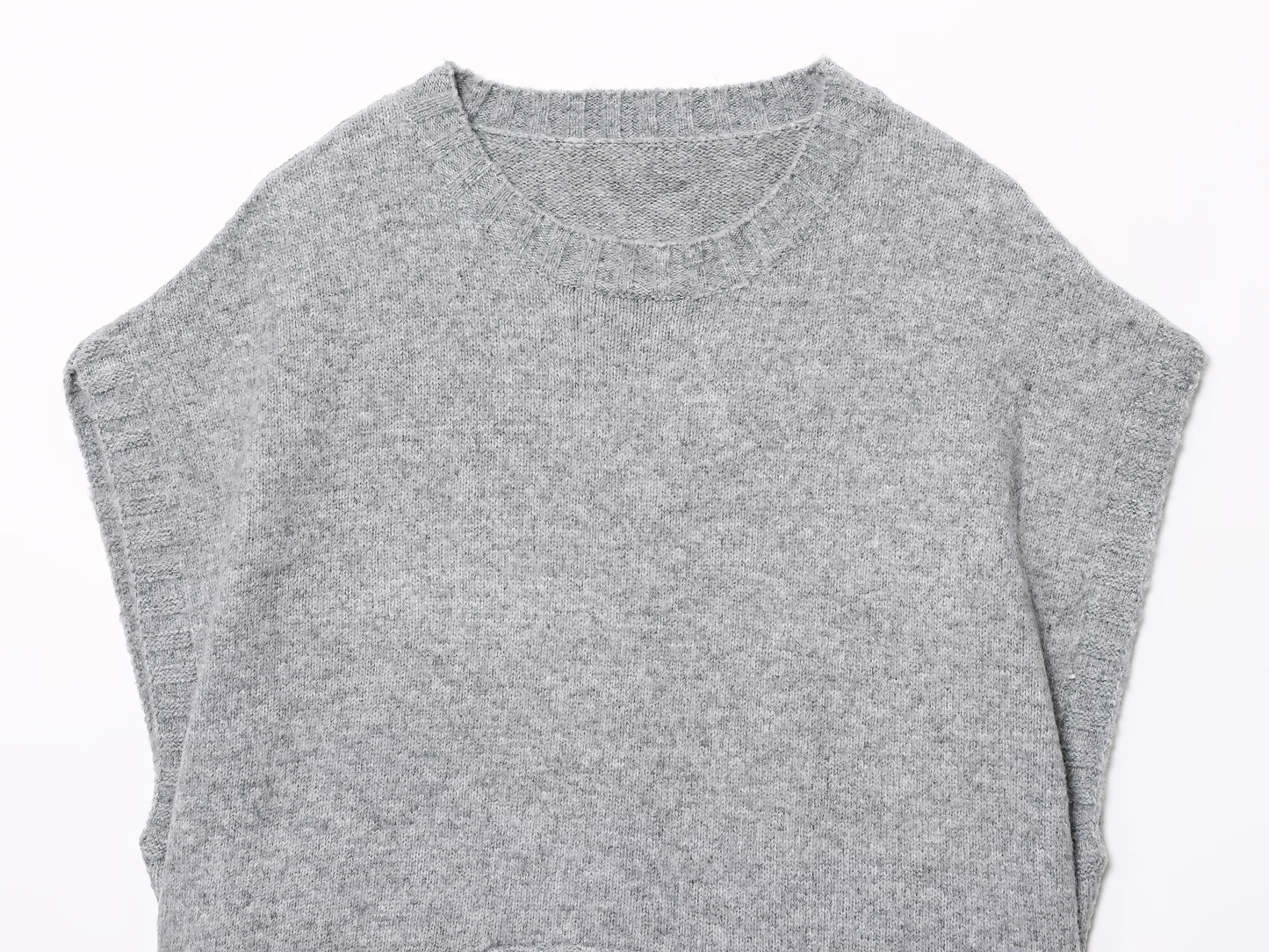 Luneva™ – Élodianne DrapeKnit Cape Vest