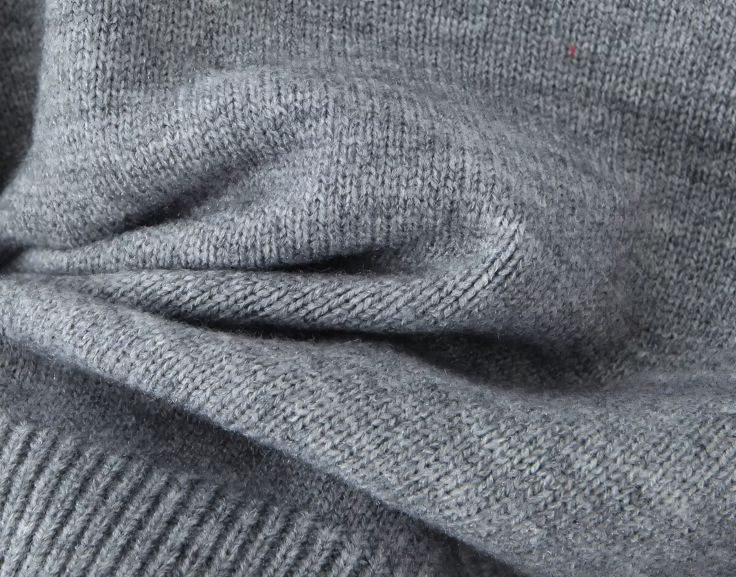 Luneva™ – Épaule Élégante Knit Top