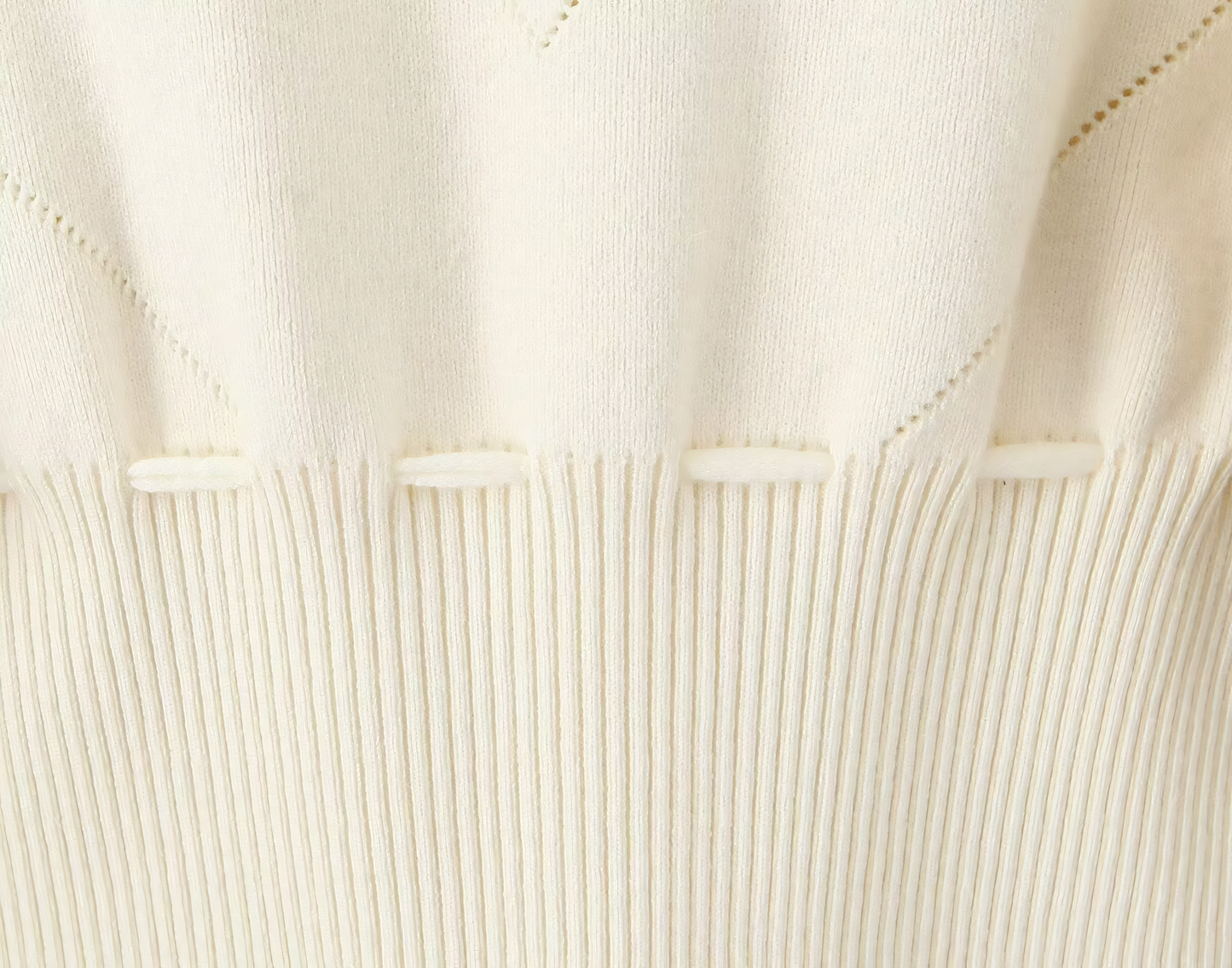 Luneva™ – Fleur Ruffle Knit