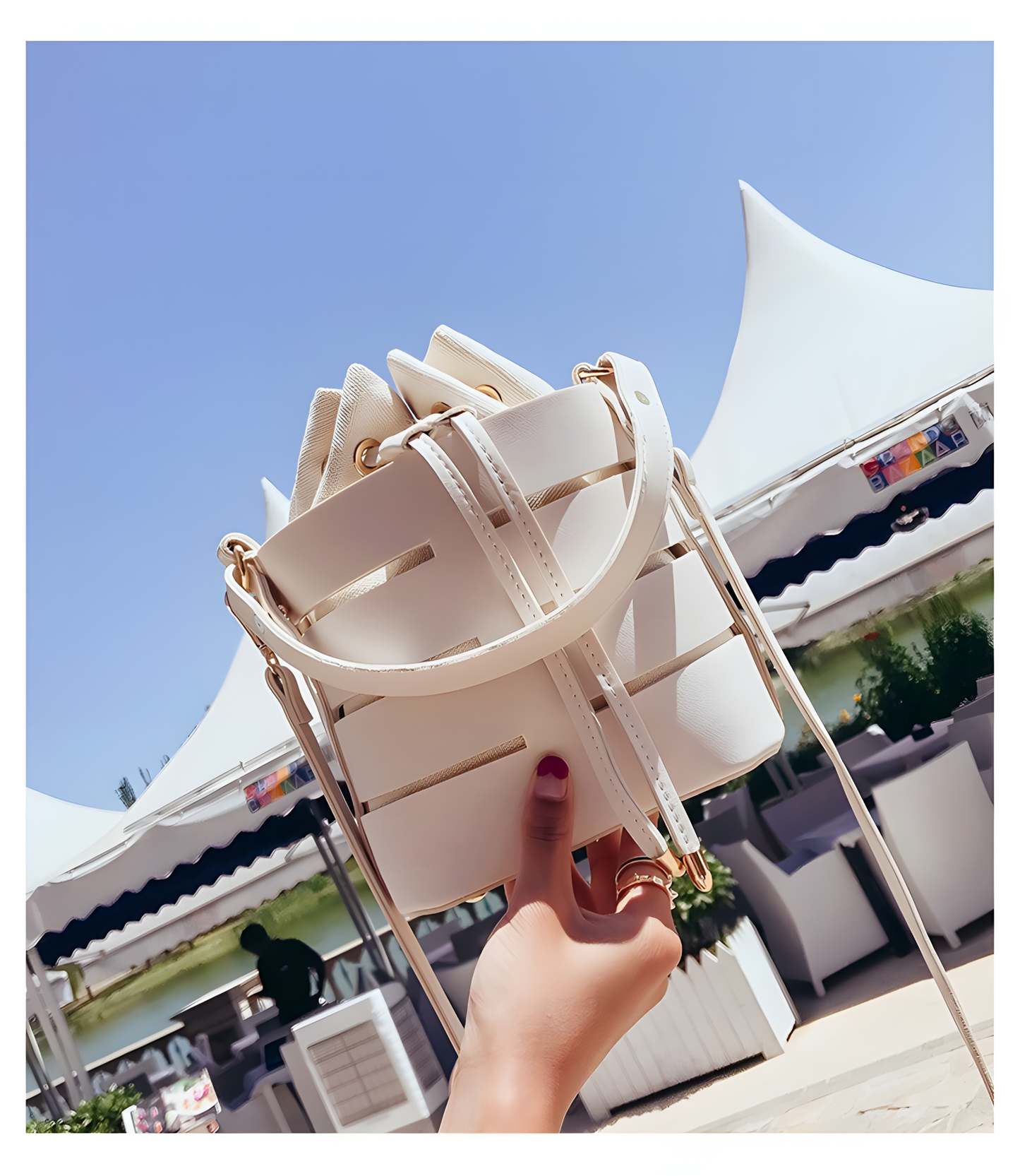 Luneva™ Laurivette