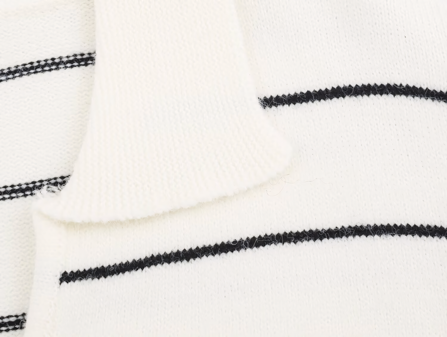 Luneva™ – Marcelline WaveStripe Polo Knit