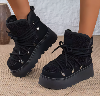 Luneva™ Noir Boots