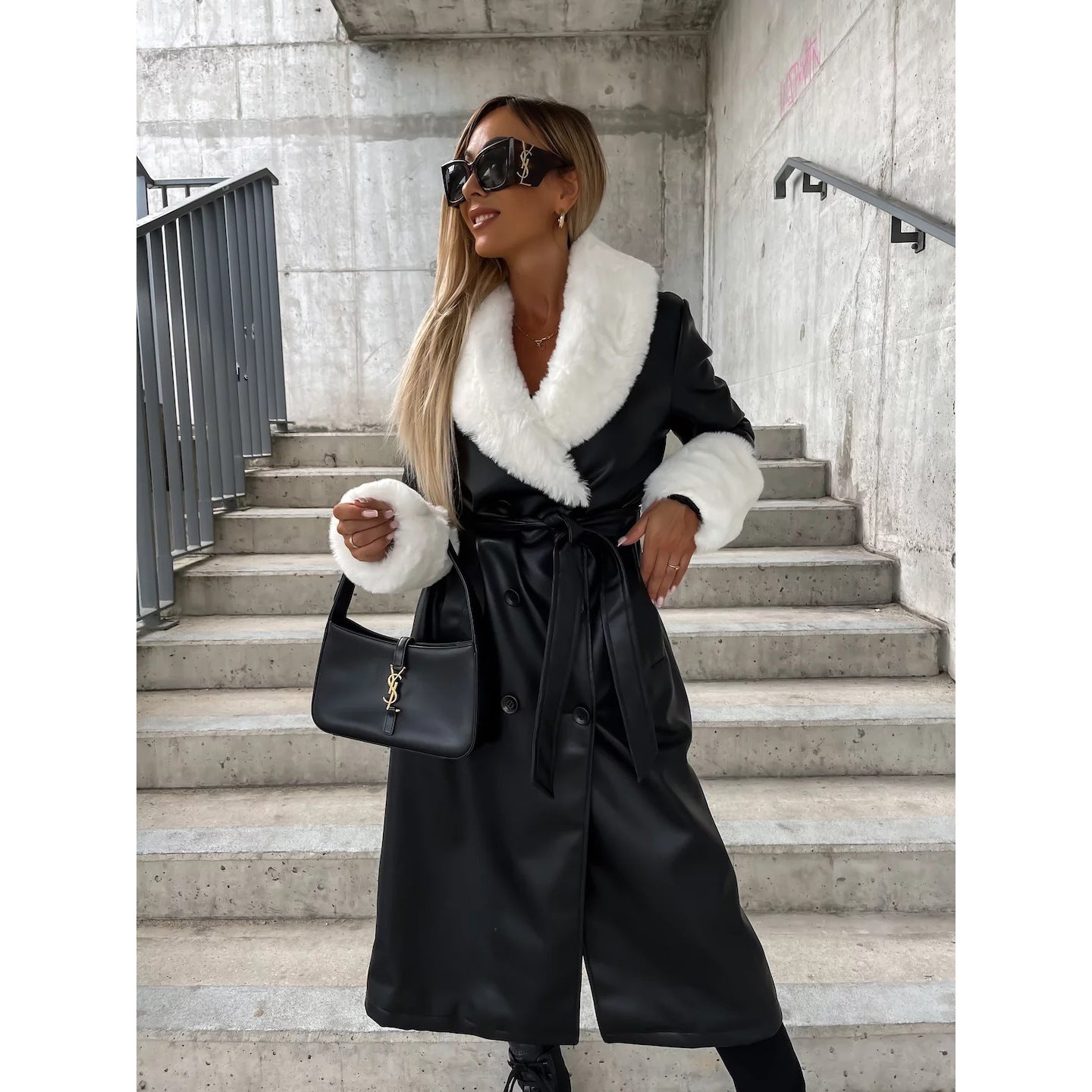 Luneva™ Nuit Mantel