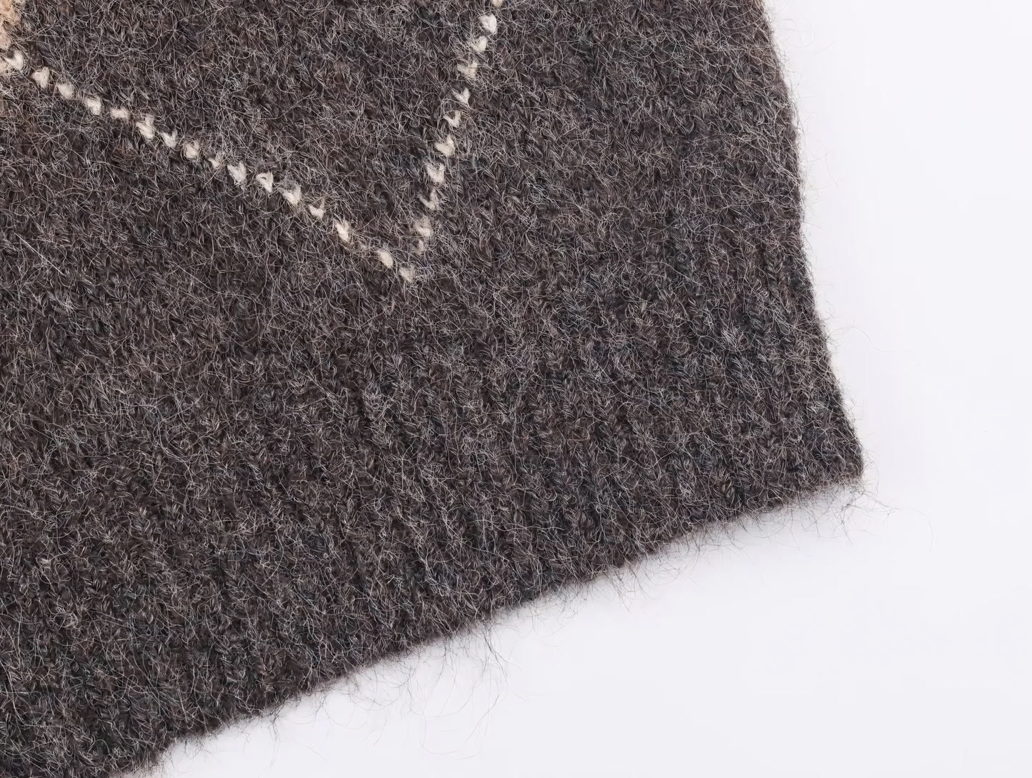 Luneva™ – Pull Étoile Diamantée