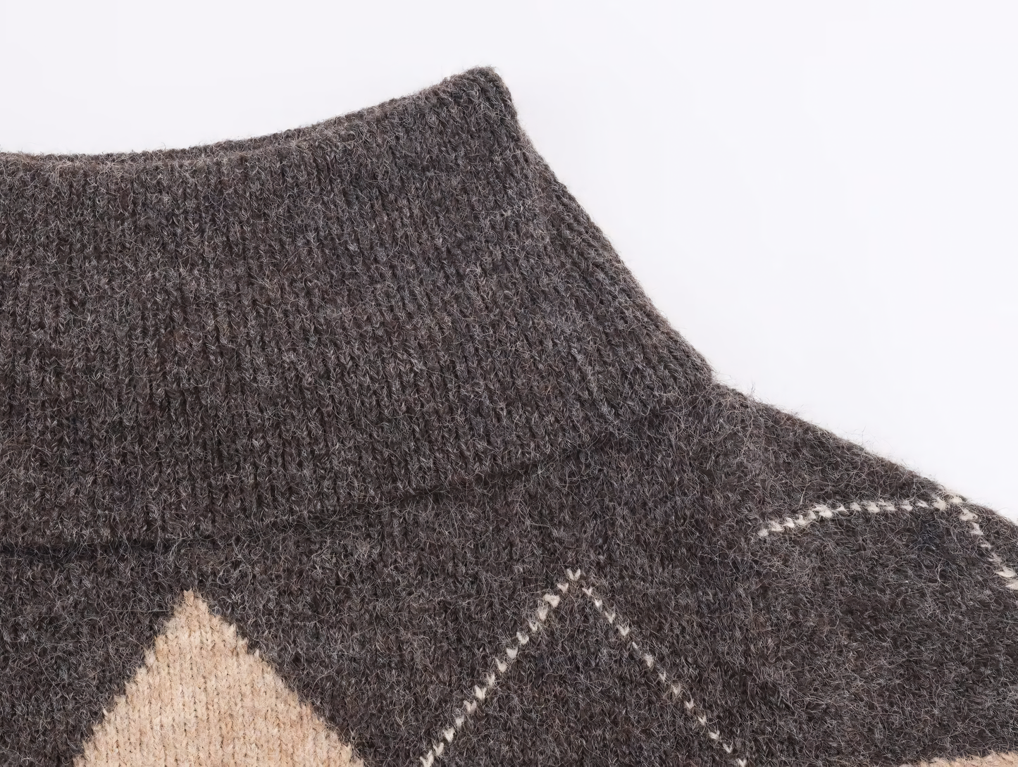 Luneva™ – Pull Étoile Diamantée